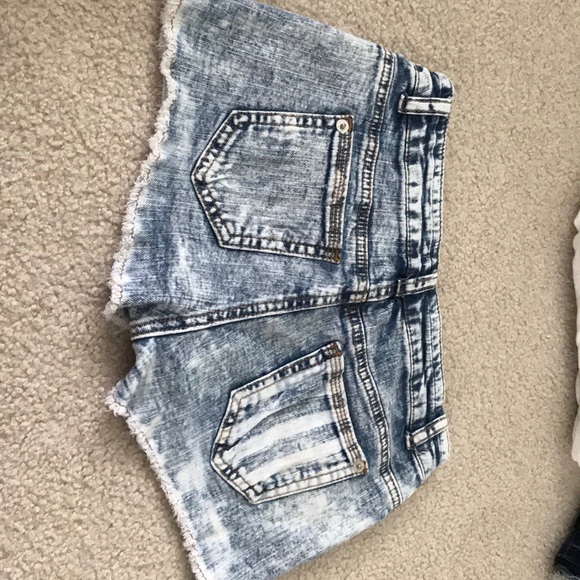Jean shorts - Picture 2 of 2